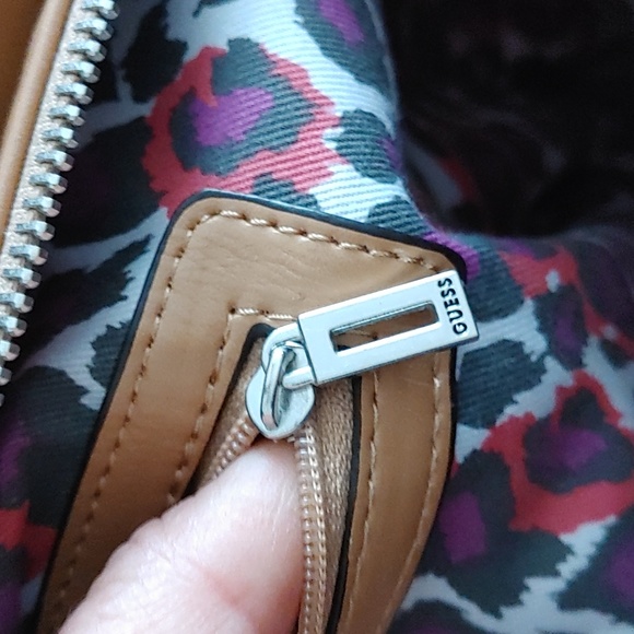 Guess Large Tote Bag Peach - Picture 8 of 12